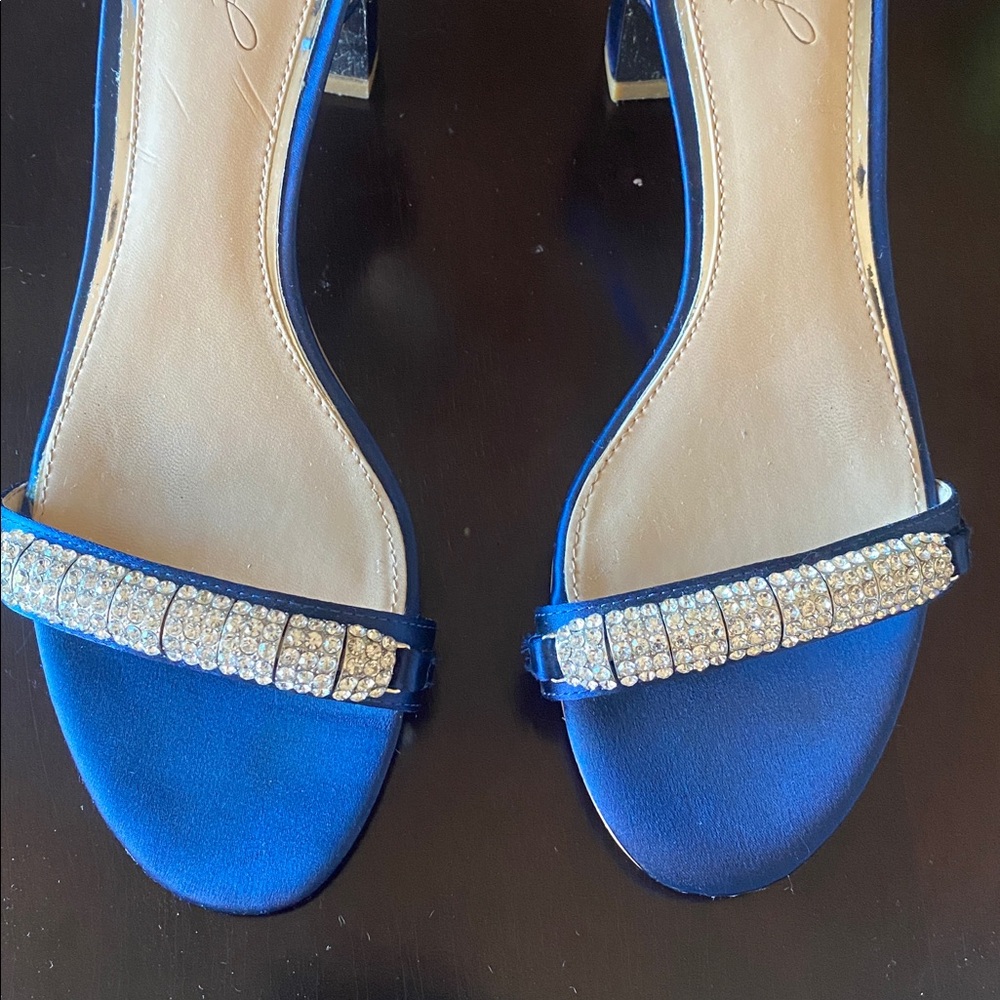 Jewel Badgley Mischka Navy Sandals - Picture 7 of 11